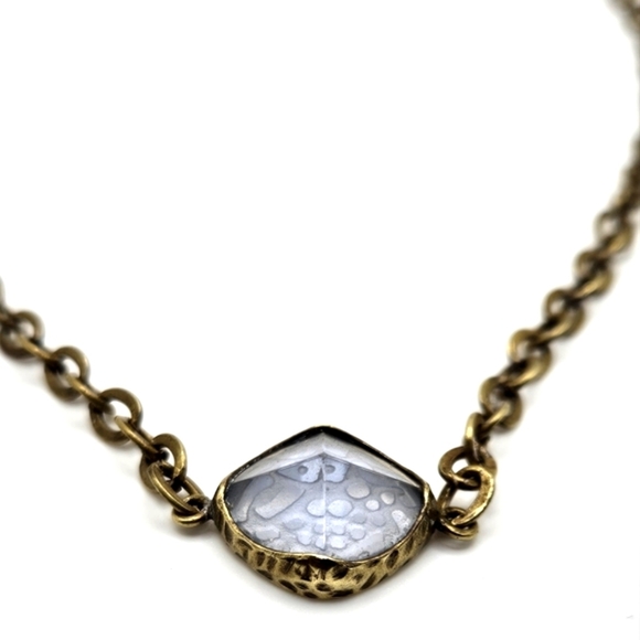 Artisan Brass Gold Light Amethyst Carved Station Necklace - Picture 3 of 4